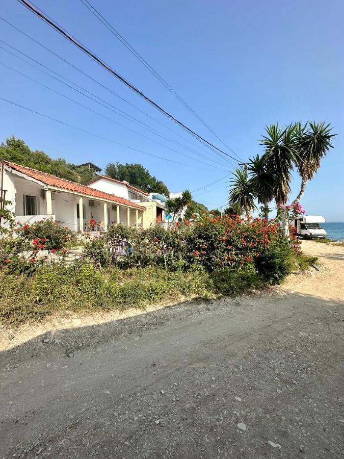 Tony Home Borsh Exterior foto