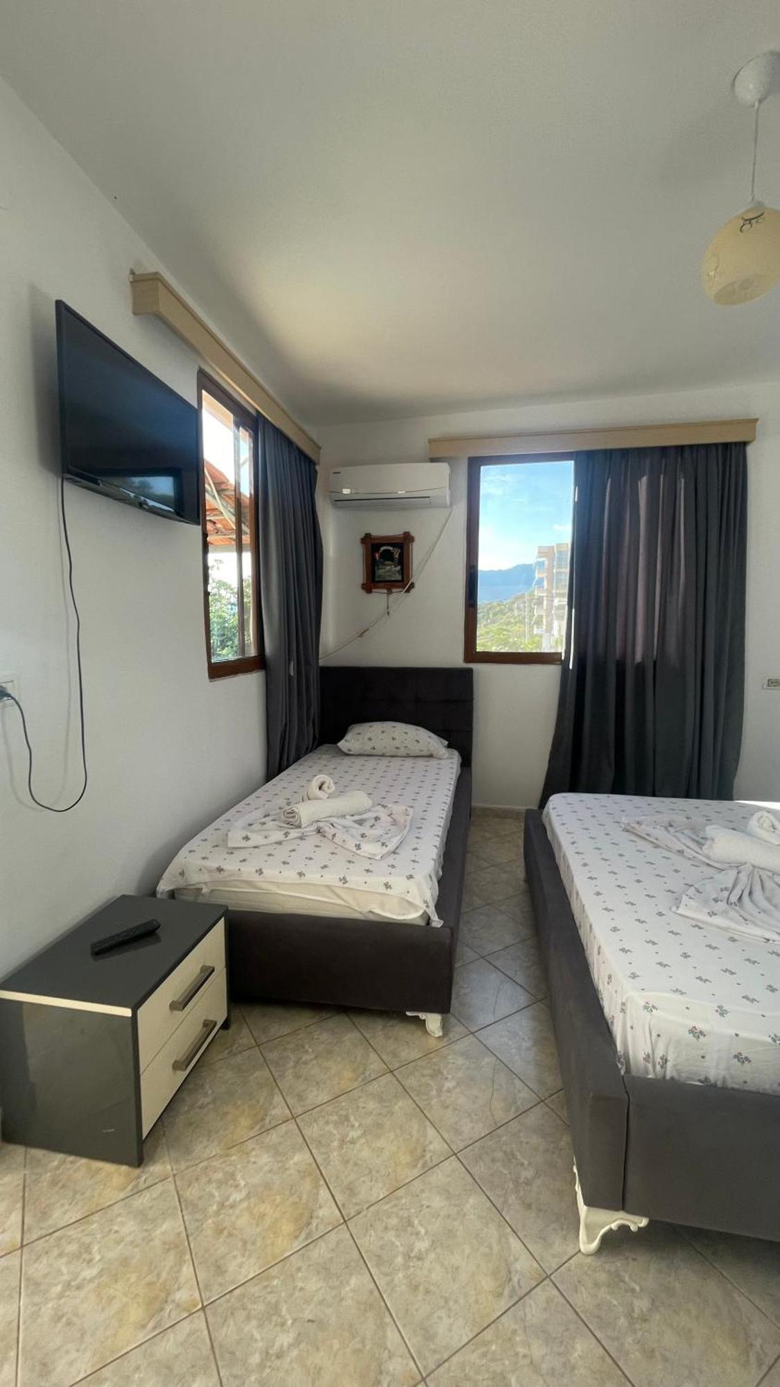 Tony Home Borsh Exterior foto