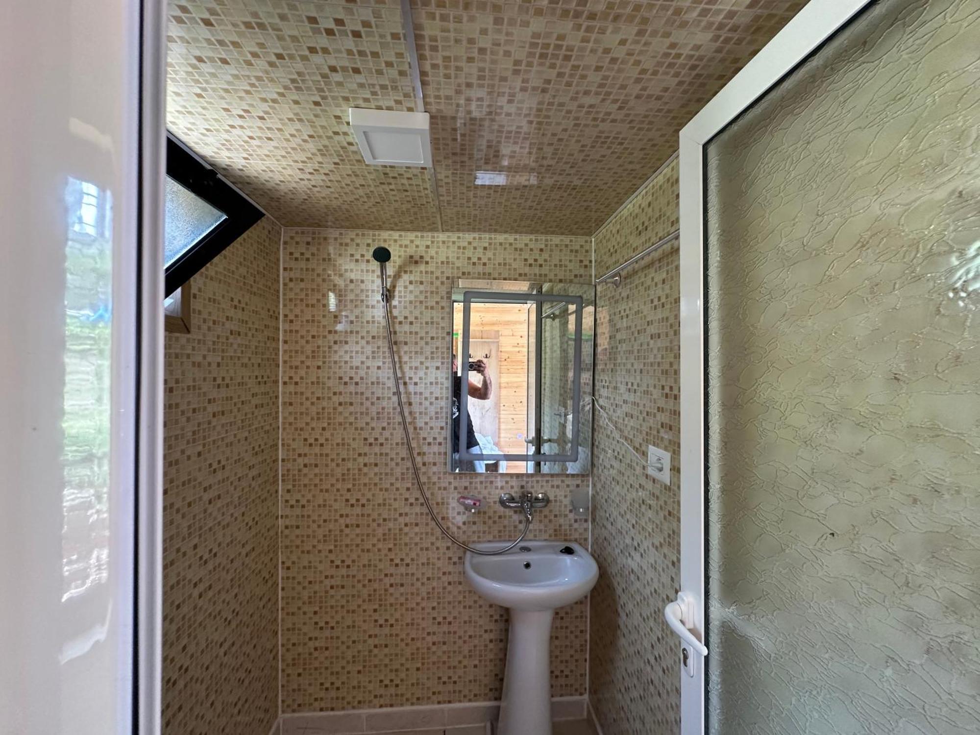 Tony Home Borsh Exterior foto